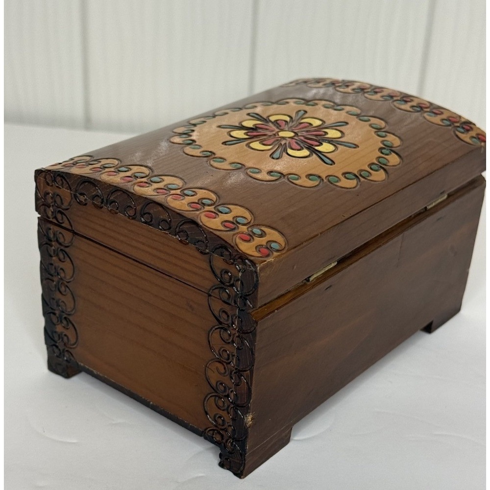 Vintage Polish Pyrography Wooden Box Folk Art Trunk Keepsake Chest 1981 Poland - Picture 6 of 15